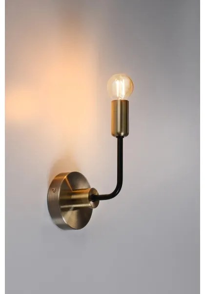 Lampă de perete SAGA 1xE27/40W/230V