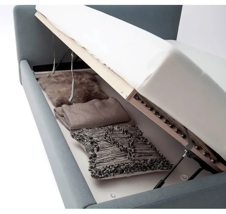 Pat matrimonial albastru prăfuit tapițat cu spațiu de depozitare cu somieră 180x200 cm Mattis – Meise Möbel