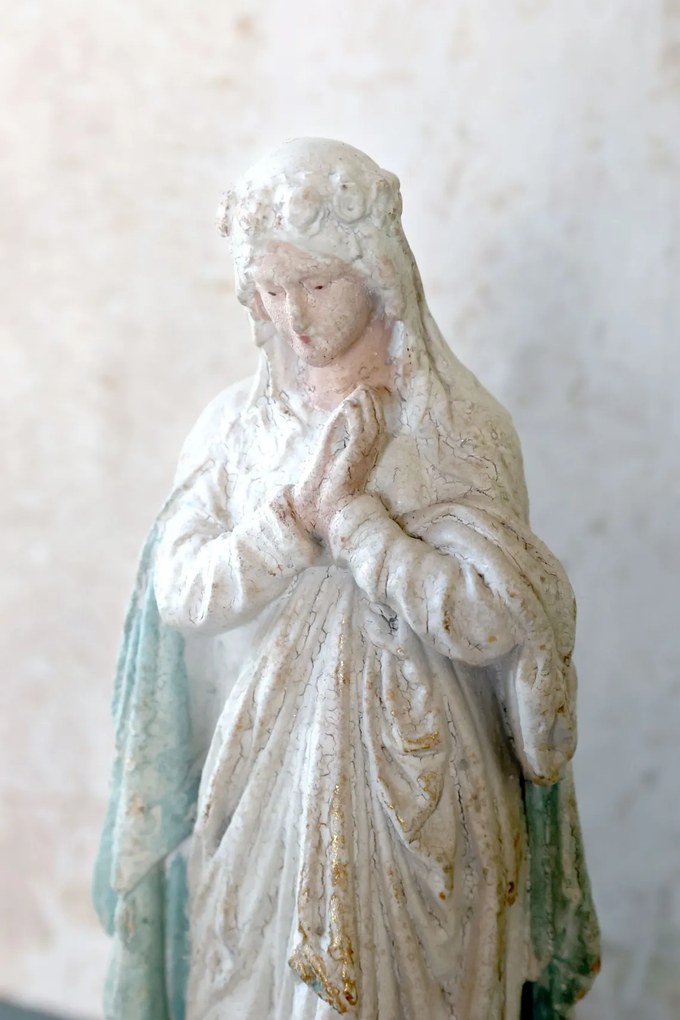 Statueta din polirasina, Madonna