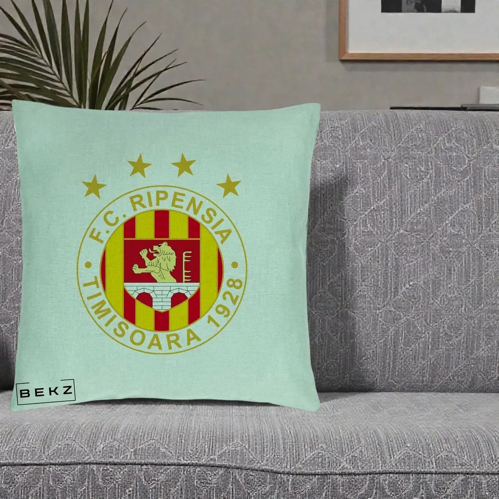 Perna Personalizata FC Ripensia Timisoara 1928, 40x40 cm, Verde Menta, Husa Detasabila, Perna Inclusa, BEKZ®