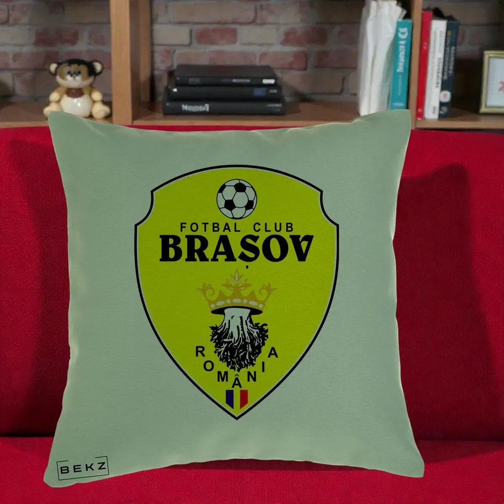 Perna Personalizata FC Brasov Fotbal Romania, 40x40 cm, Verde, Husa Detasabila, Perna Inclusa, BEKZ®