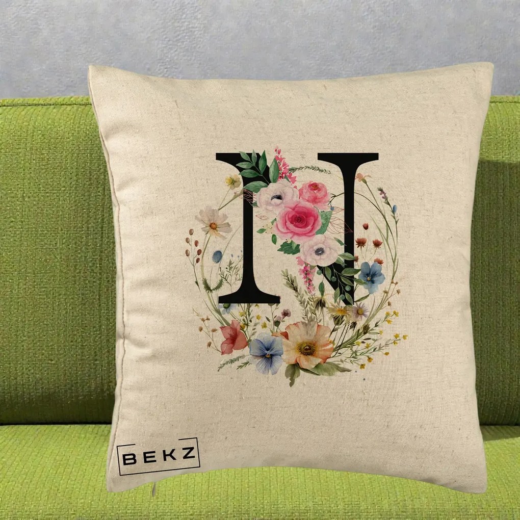 Cadou Personalizat - Perna Personalizata Monogram Litera N cu Flori Acuarela, 40x40 cm, Bej, Husa Detasabila, Perna Inclusa, BEKZ®
