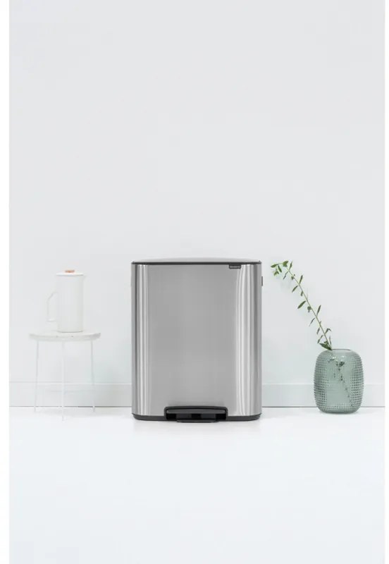 Cos de gunoi Brabantia Bo Pedal 1003192, 2x30 L, Inchidere lina, Baza antiderapanta, Rezistent la amprente, Inox/mat