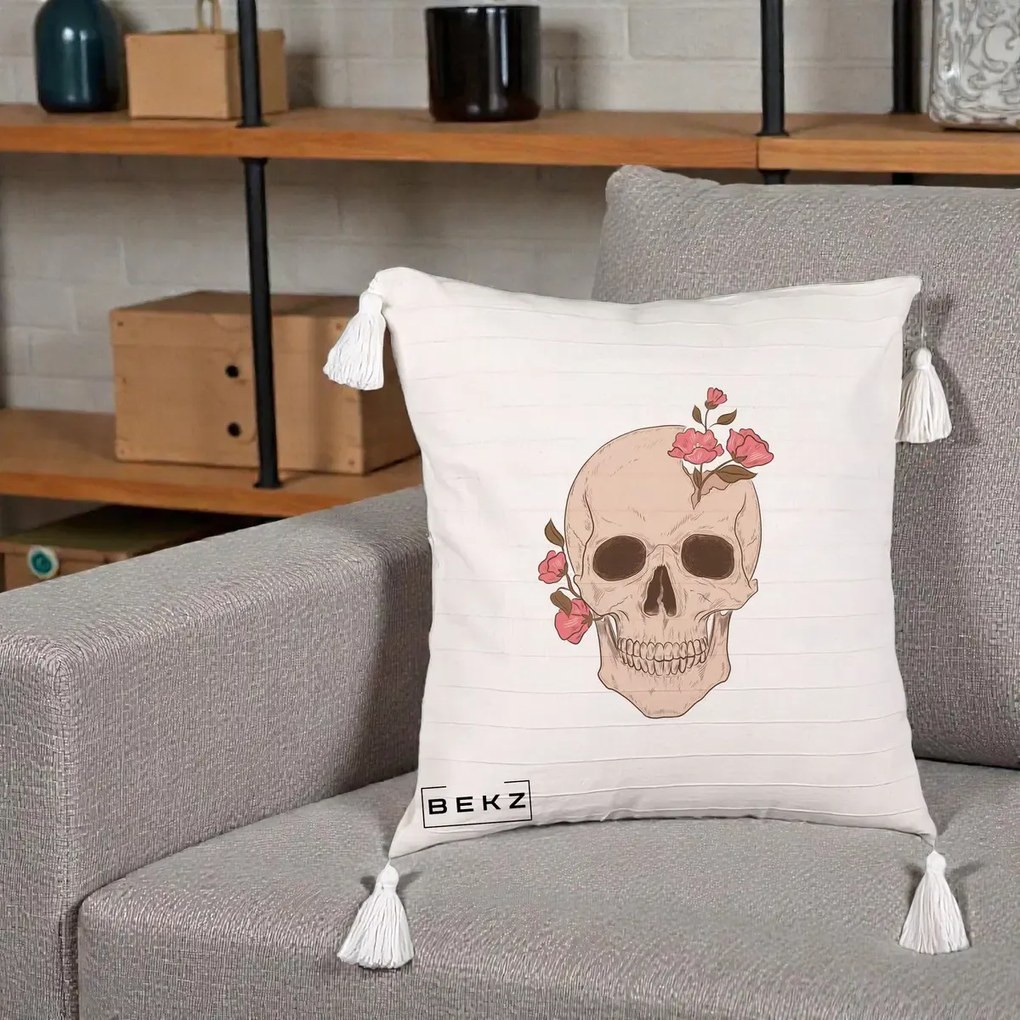 Perna Decorativa Craniu Floral Gothic, 40x40 cm, Bej cu Franjuri, Husa Detasabila, Perna Inclusa, BEKZ®