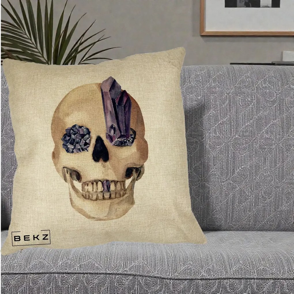 Perna Decorativa Craniu cu Cristale de Ametist, 40x40 cm, Crem, Husa Detasabila, Perna Inclusa, BEKZ®