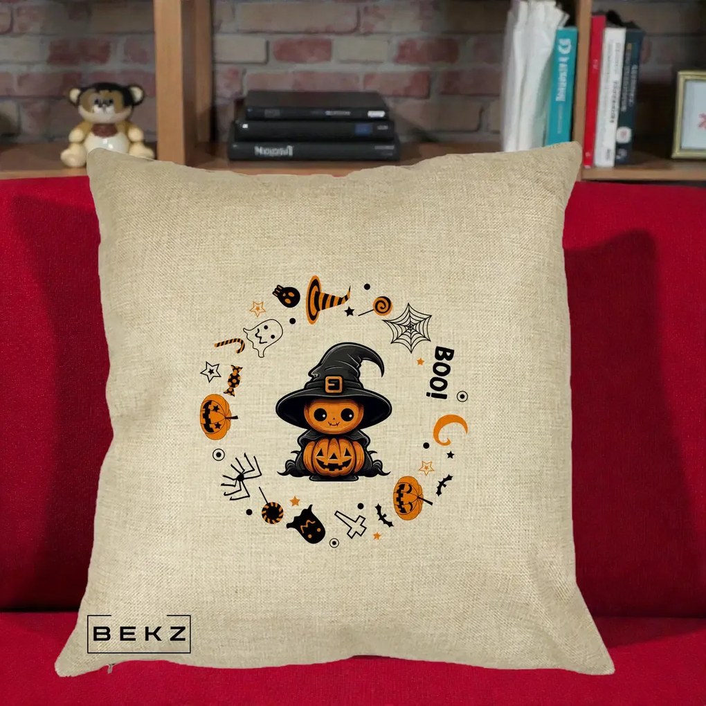 Perna Decorativa Halloween Dovleac Vrajitor Boo cu Simboluri, 40x40 cm, Crem, Husa Detasabila, Perna Inclusa, BEKZ®