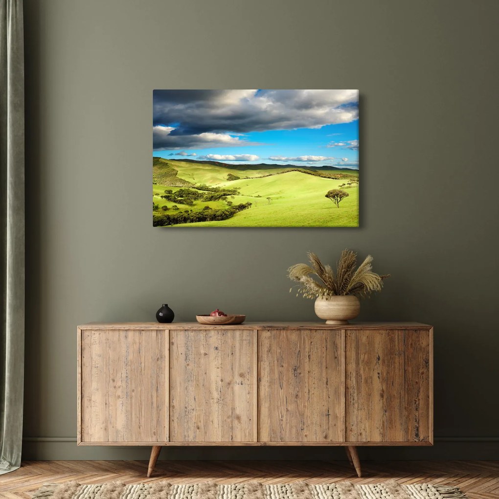 Tablou - Peisaj verde cu dealuri (90x60 cm)