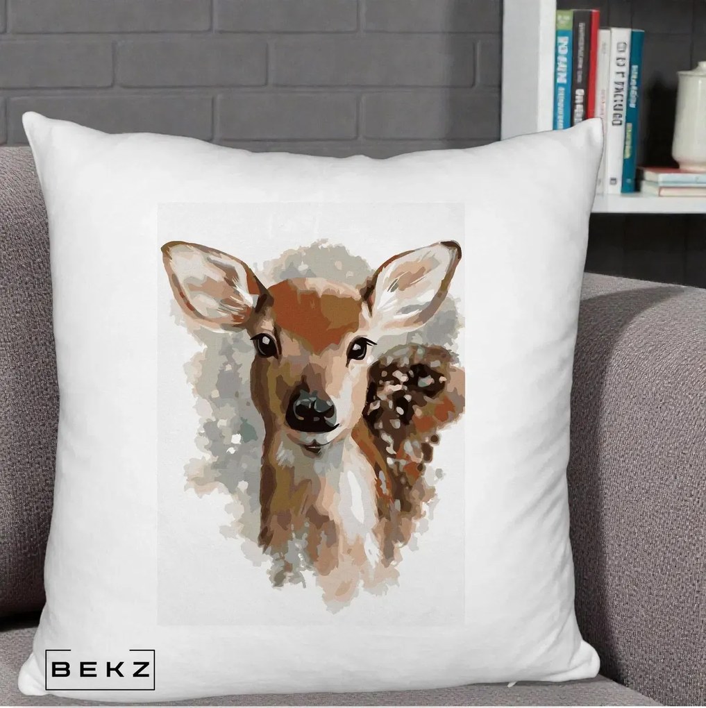 Perna Decorativa Caprioara Pui Acuarela, 40x40 cm, Alb Pufos, Husa Detasabila, Perna Inclusa, BEKZ®