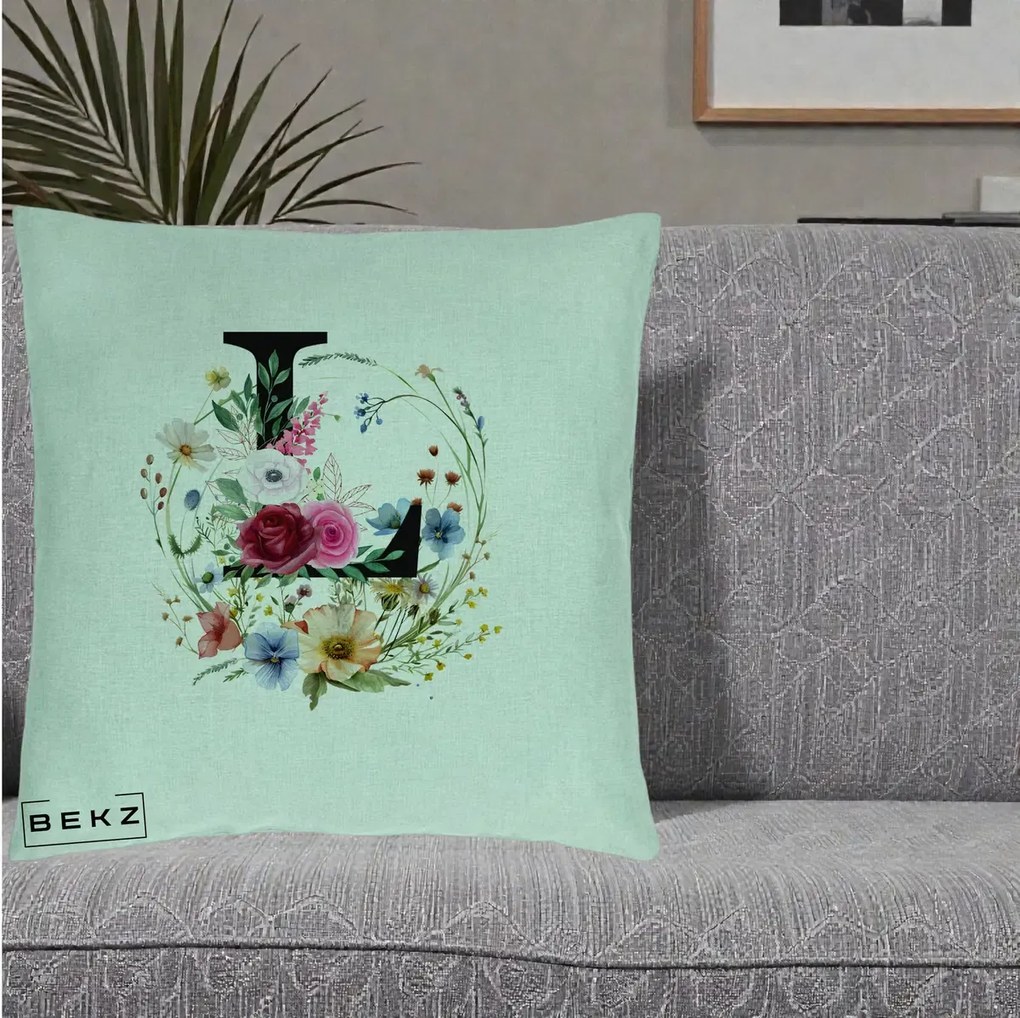 Cadou Personalizat - Perna Personalizata Monogram Litera L cu Flori Acuarela, 40x40 cm, Verde Menta, Husa Detasabila, Perna Inclusa, BEKZ®