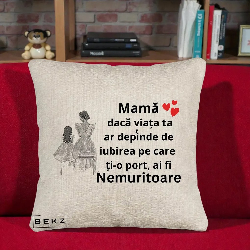 Cadou pentru Mama - Perna Personalizata Mama Nemuritoare Line Art, 40x40 cm, Bej Canapea, Husa Detasabila, Perna Inclusa, BEKZ®