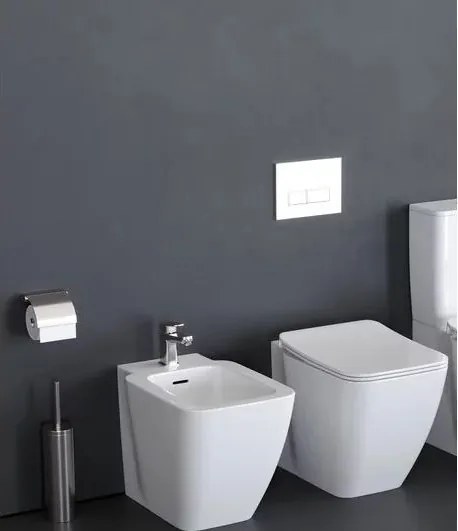 Set vas wc pe pardoseala bideu pe pardoseala si capac slim soft close Ideal Standard Strada II AquaBlade BackToWall