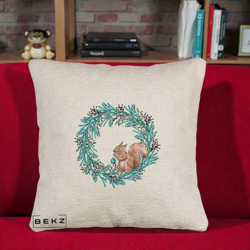 Perna Decorativa Coroana Turcoaz cu Veverita, 40x40 cm, Bej Canapea, Husa Detasabila, Perna Inclusa, BEKZ®