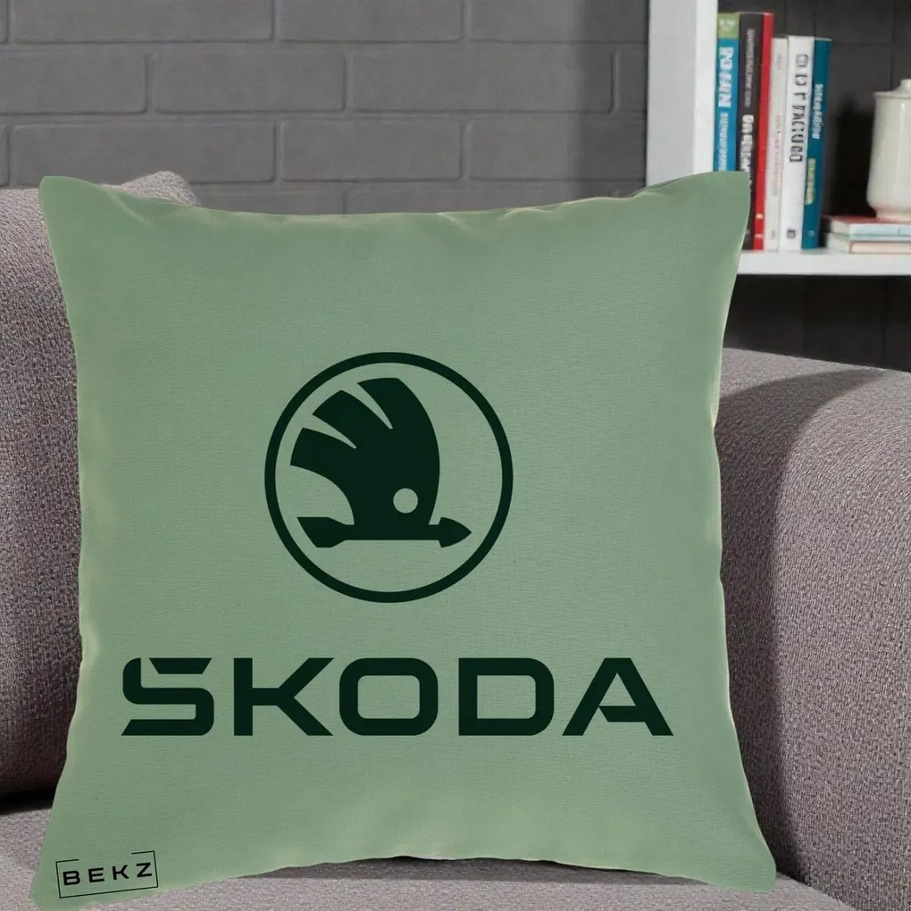 Perna Personalizata cu emblema Skoda, 40x40 cm, Verde, Husa Detasabila, Perna Inclusa, BEKZ®