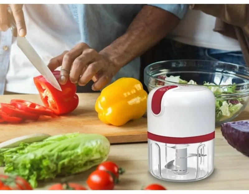Blender portabil USB Beper P102ROB050, baterie Li-Ion de 1500 mAh, 30 W, 250 ml, 3 lame, funcție Pulse, transparent/alb