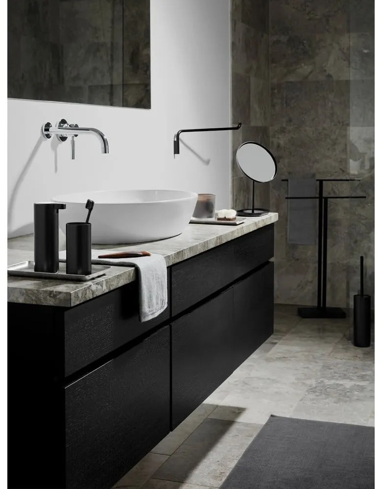 Suport pentru prosoape metalic Blomus, înălțime 86 cm, negru