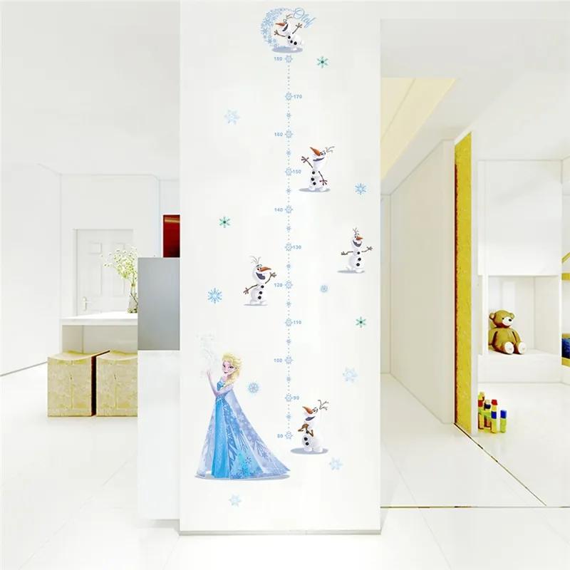 Autocolant de perete "Metru pentru copii - Elsa și Olaf" 127x54cm