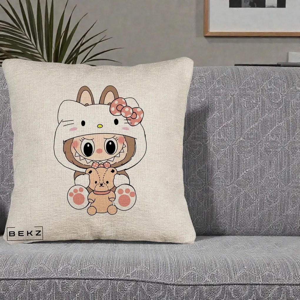 Perna Personalizata Labubu x Hello Kitty, 40x40 cm, Bej Canapea, Husa Detasabila, Perna Inclusa, BEKZ®