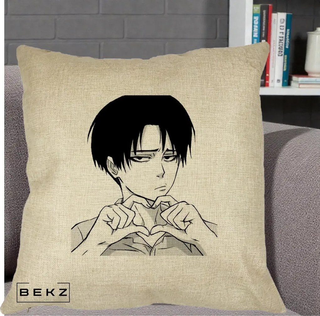 Perna Personalizata Levi Ackerman Inima, 40x40 cm, Crem, Husa Detasabila, Perna Inclusa, BEKZ®