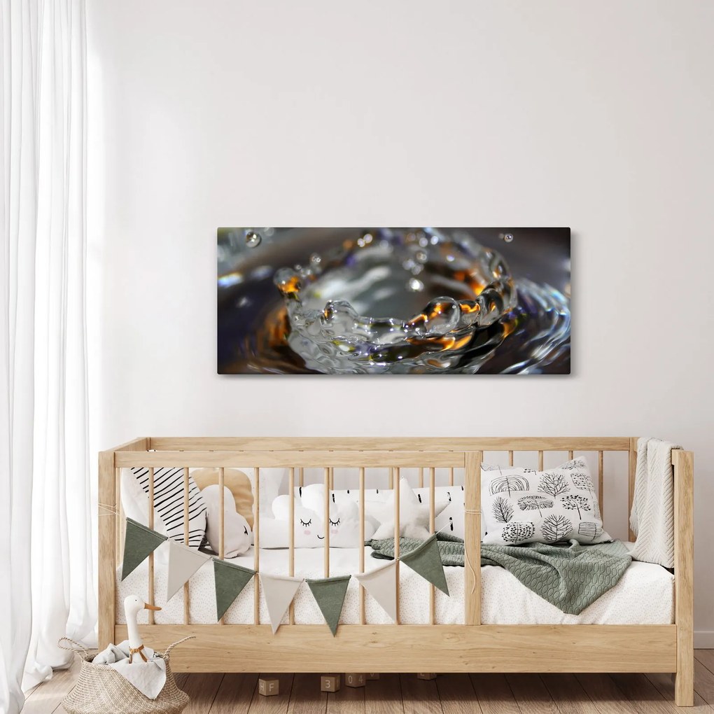 Tablou cu brățara din picături de apă (120x50 cm)