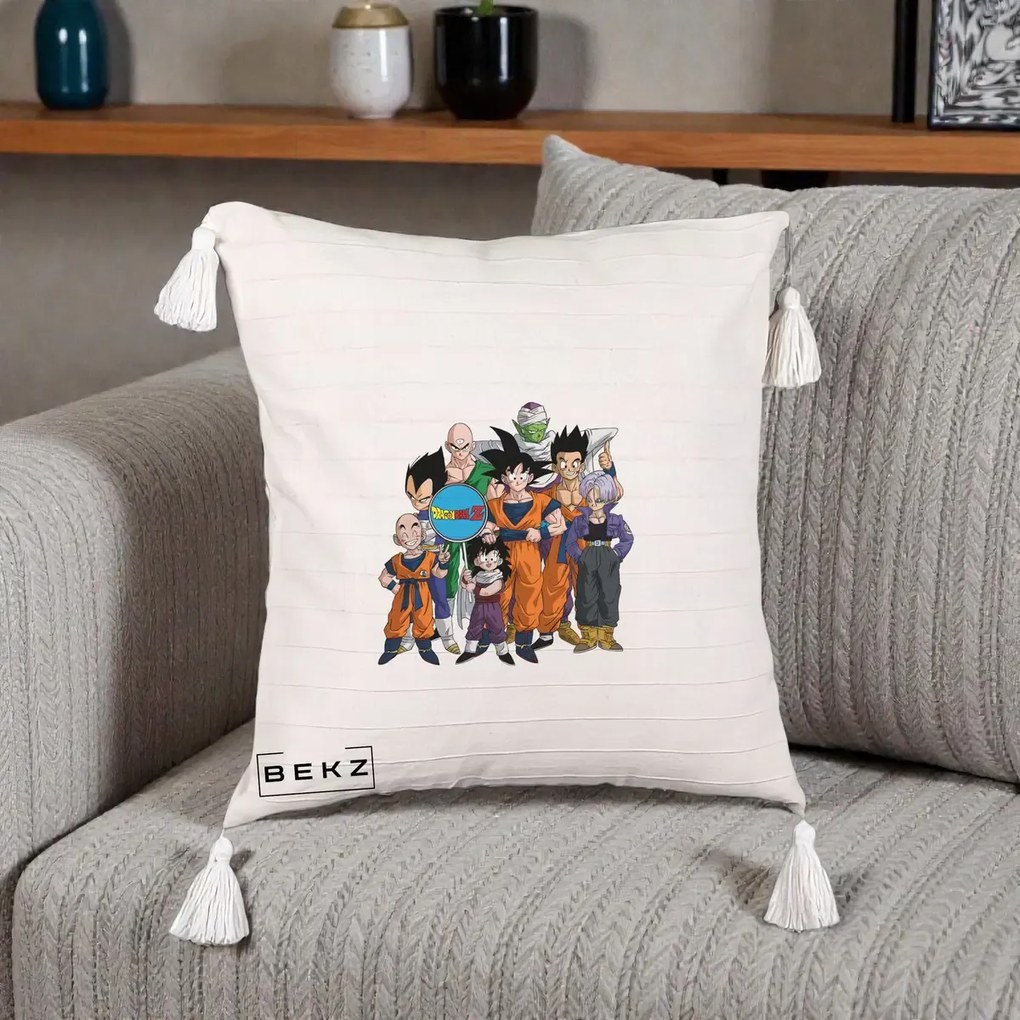 Perna Personalizata Dragon Ball Z Grup Complet, 40x40 cm, Bej cu Franjuri, Husa Detasabila, Perna Inclusa, BEKZ®