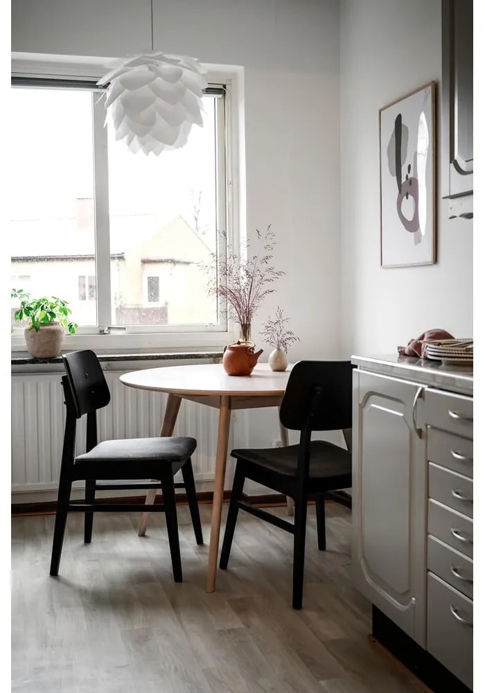 Masă de dining rotundă cu blat cu aspect de lemn de stejar 115x115 cm Yumi - Rowico