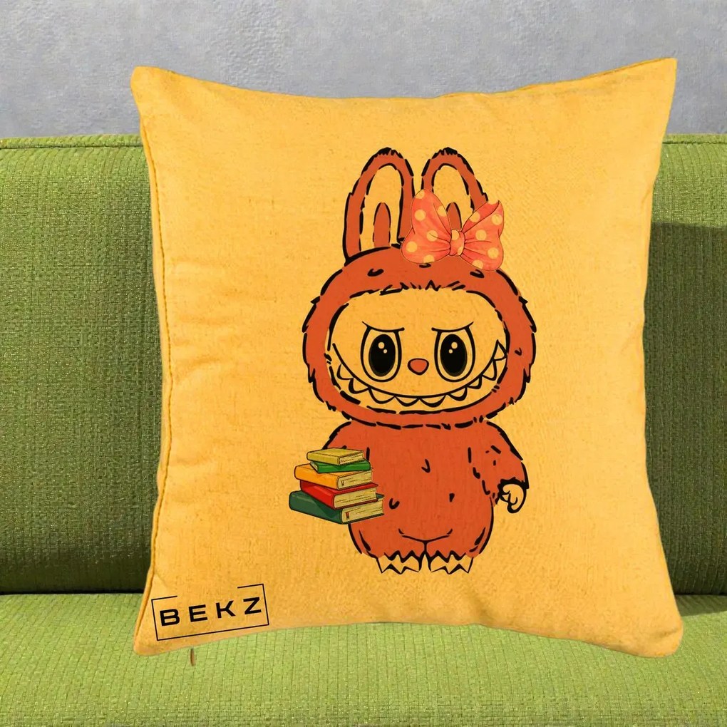 Perna Personalizata Labubu Roz cu Funda si Carti, 40x40 cm, Galben, Husa Detasabila, Perna Inclusa, BEKZ®