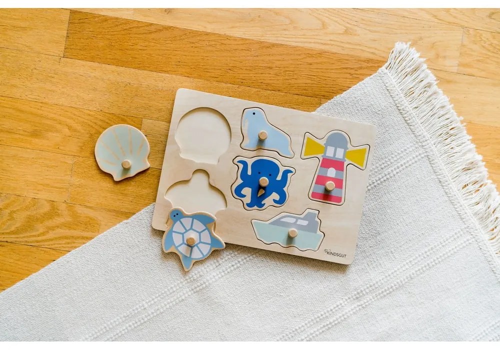 Puzzle (număr de piese 6) de inserat din lemn Ocean – Kindsgut