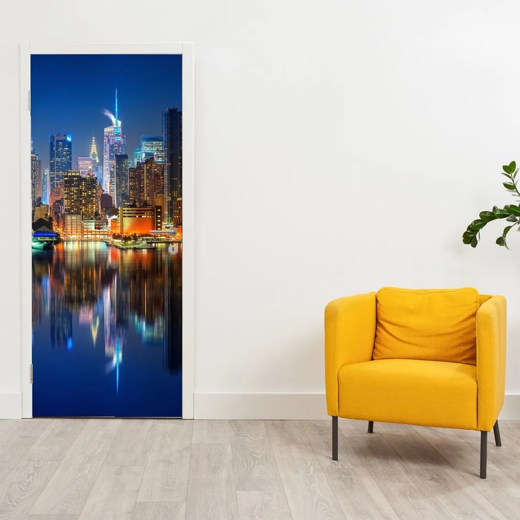 Fototapet pentru ușă - Manhattan noapea (95x205cm)