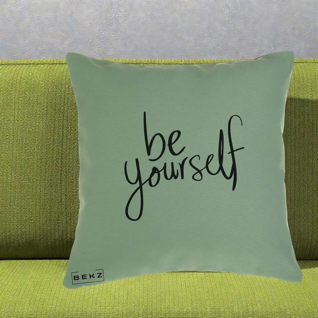 Perna Decorativa Be Yourself Caligrafie Neagra, 40x40 cm, Verde, Husa Detasabila, Perna Inclusa, BEKZ®