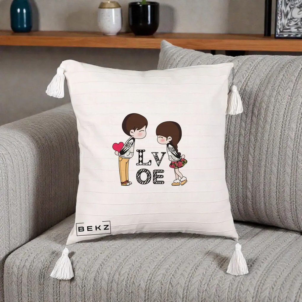 Cadou Romantic - Perna Personalizata Cuplu Kawaii LOVE, 40x40 cm, Bej cu Franjuri, Husa Detasabila, Perna Inclusa, BEKZ®