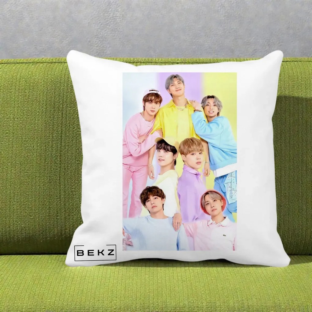 Perna Personalizata K-pop BTS Foto Grup Pastel Colorat cu 7 Membrii, 40x40 cm, Alba Mata, Husa Detasabila, Perna Inclusa, BEKZ®