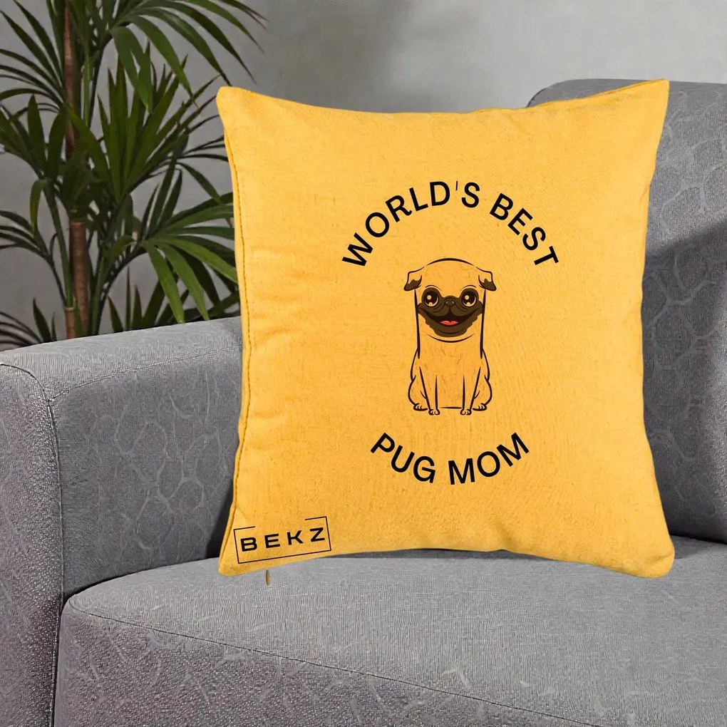 Cadou pentru Iubitorii de Caini - Perna Personalizata World's Best Pug Mom, 40x40 cm, Galben, Husa Detasabila, Perna Inclusa, BEKZ®
