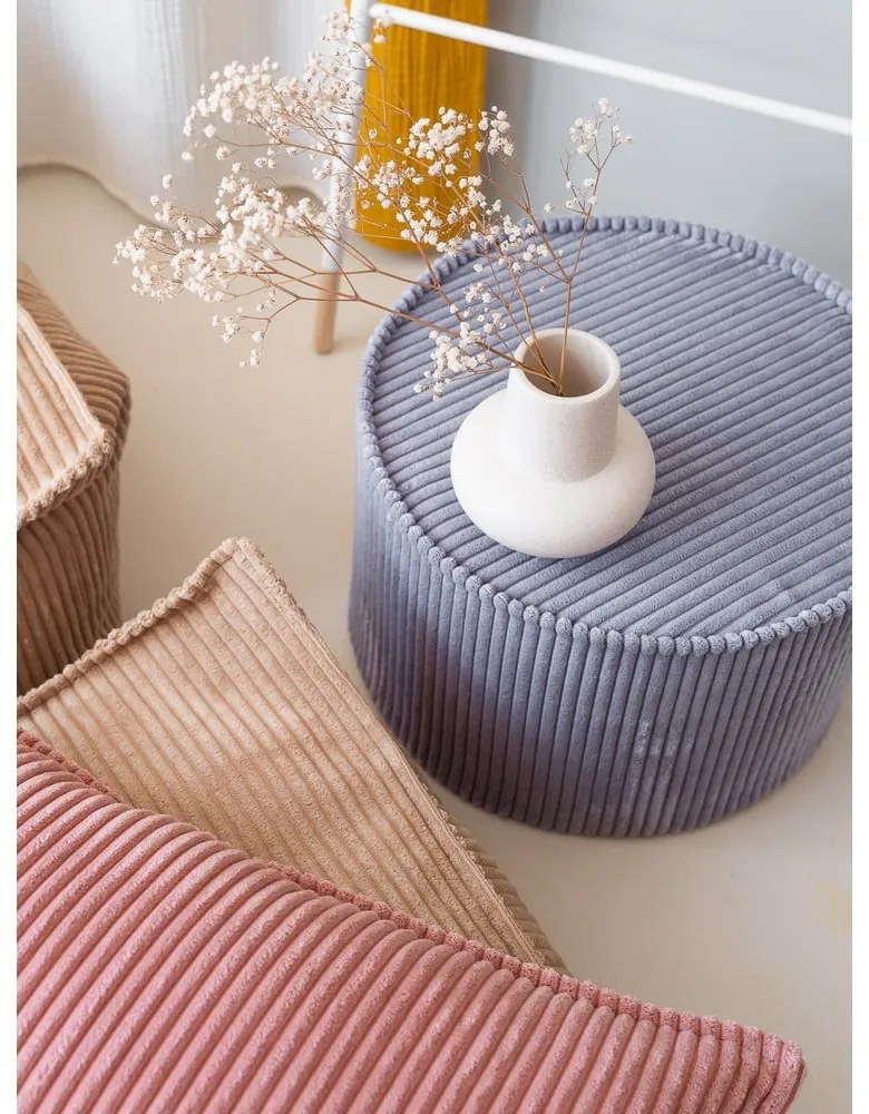 Puf de copii albastru cu tapițerie din catifea reiată – Wigiwama