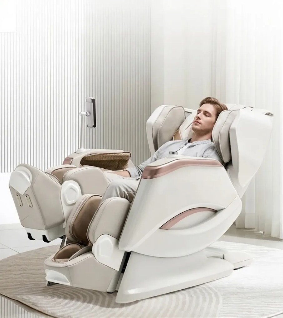 ROVO Luxury 4D - Fotoliu de Masaj Premium 4D, Design Space Walking, Brațe de Masaj Extensibile, Senzori Detectare Obstacole, Încălzire Spate și Gambe, Bluetooth, Bej