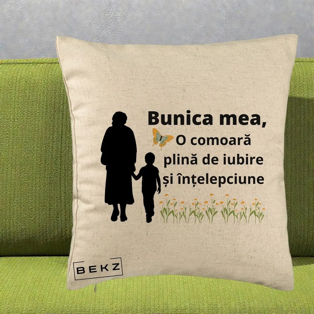 Cadou pentru Bunica - Perna Personalizata Bunica Mea Comoara cu Fluture si Baietel, 40x40 cm, Bej, Husa Detasabila, Perna Inclusa, BEKZ®