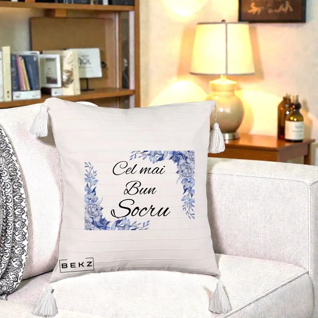 Cadou pentru Socru - Perna Personalizata Cel mai Bun Socru cu Flori Albastre Acuarela, 40x40 cm, Bej cu Franjuri, Husa Detasabila, Perna Inclusa, BEKZ®