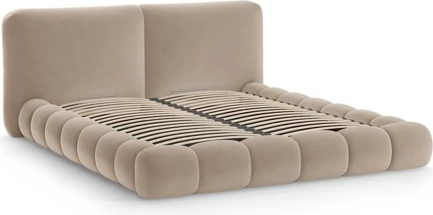 Pat matrimonial maro deschis tapițat cu spațiu de depozitare cu somieră 160x200 cm Solange – Micadoni