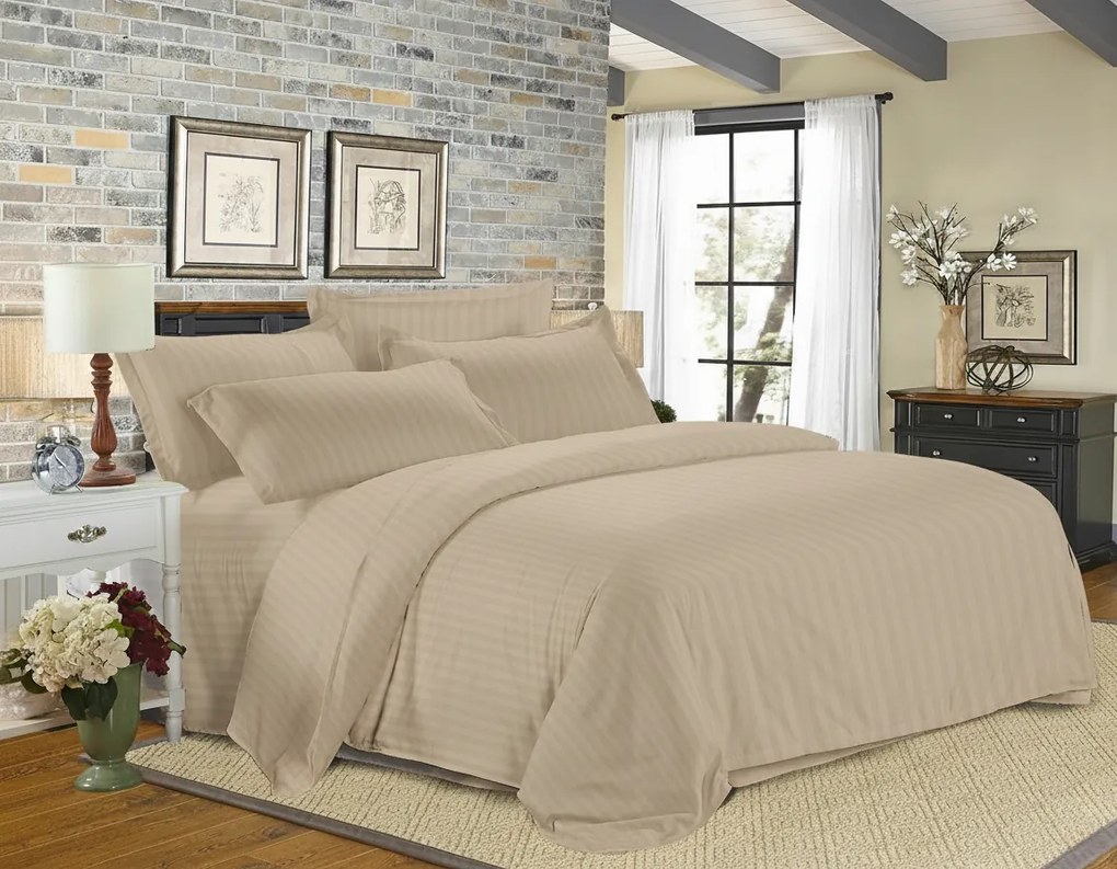 Lenjerie de pat din microfibra JASMINE PURE maro deschis - dunga 1 cm, buzunar hotelier Dimensiune lenjerie de pat: 70 x 90 cm | 140 x 200 cm