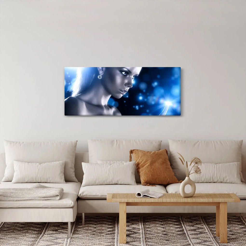 Tablou - Femeia, sclipici albastru (120x50 cm)