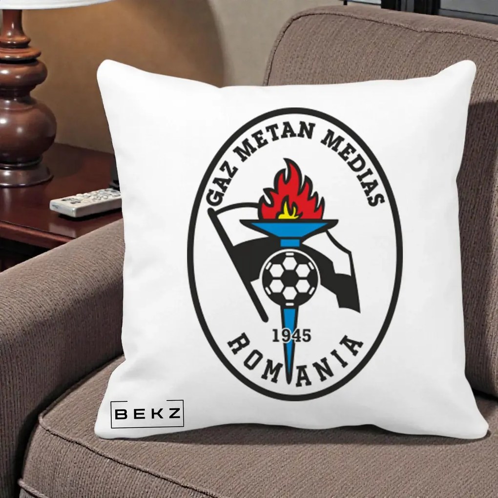 Perna Personalizata Gaz Metan Medias 1945 Fotbal, 40x40 cm, Alba Mata, Husa Detasabila, Perna Inclusa, BEKZ®