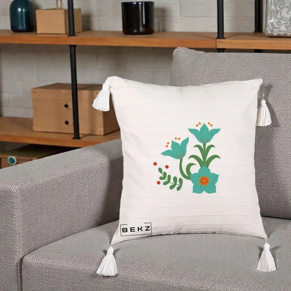 Perna Decorativa Flori Stilizate Folk Turcoaz, 40x40 cm, Bej cu Franjuri, Husa Detasabila, Perna Inclusa, BEKZ®