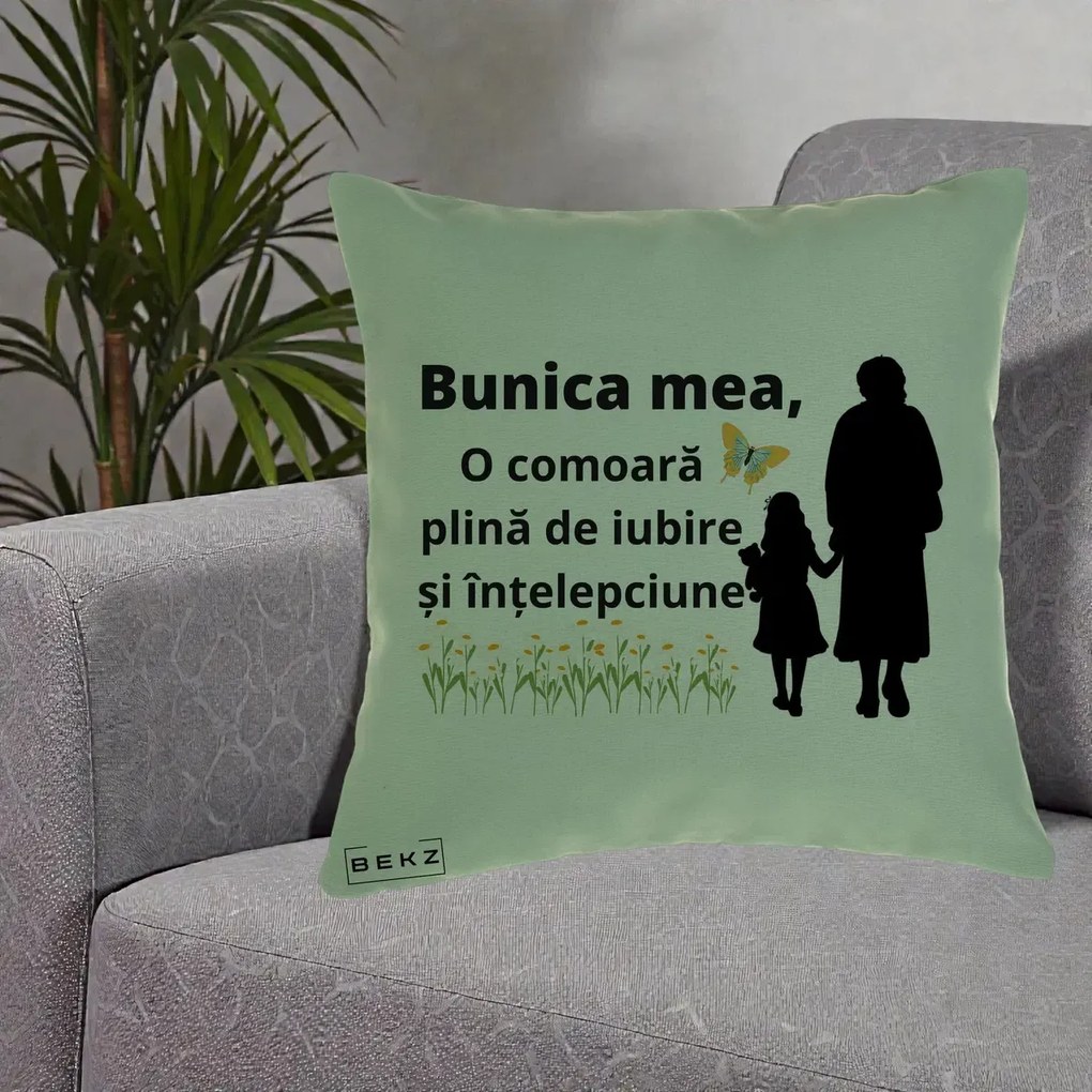 Cadou pentru Bunica - Perna Personalizata Bunica Mea Comoara Iubire Intelepciune Varianta Extinsa, 40x40 cm, Verde, Husa Detasabila, Perna Inclusa, BEKZ®