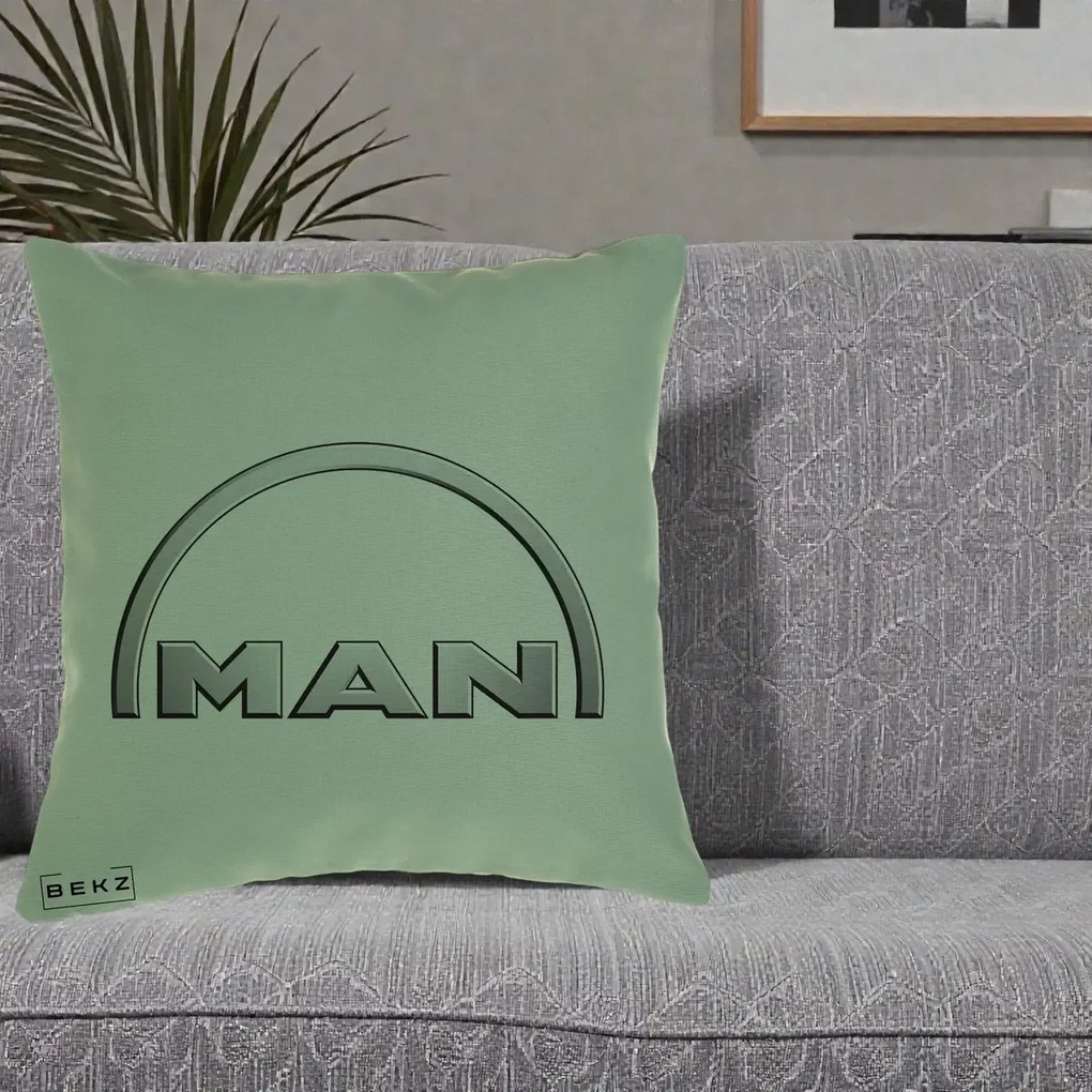 Perna Personalizata cu emblema MAN, 40x40 cm, Verde, Husa Detasabila, Perna Inclusa, BEKZ®