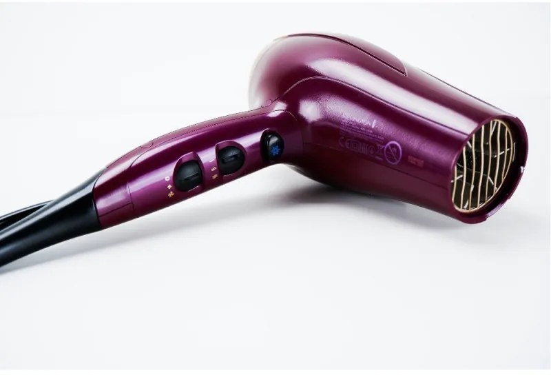 Uscator de par Remington Your Style D5219, 2300 W, 3 trepte de caldura, 2 viteze, Functie Ionica, 3 accesorii, Mov/Negru