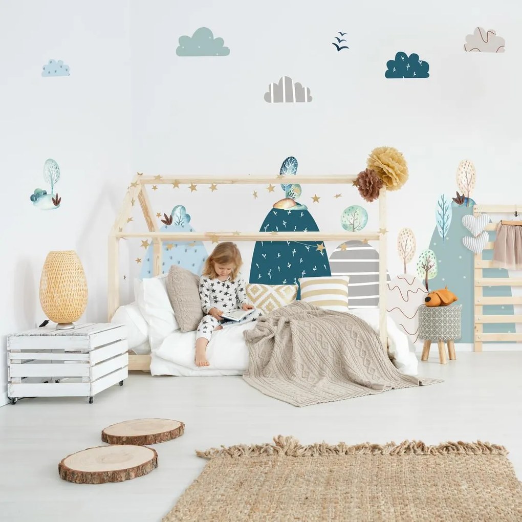 Autocolante de perete - Dealuri și copaci