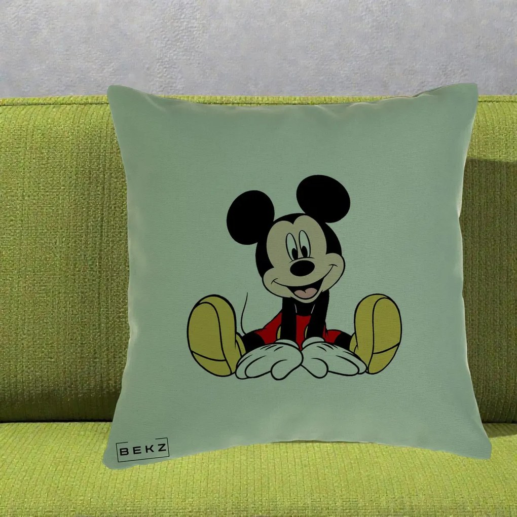 Perna Personalizata Mickey Mouse Relaxat, 40x40 cm, Verde, Husa Detasabila, Perna Inclusa, BEKZ®