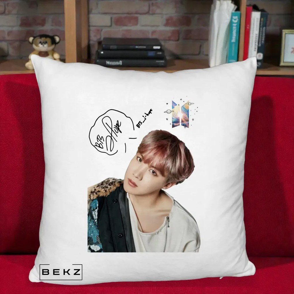 Perna Personalizata K-pop BTS J-Hope Par Roz Autograf, 40x40 cm, Alb Pufos, Husa Detasabila, Perna Inclusa, BEKZ®