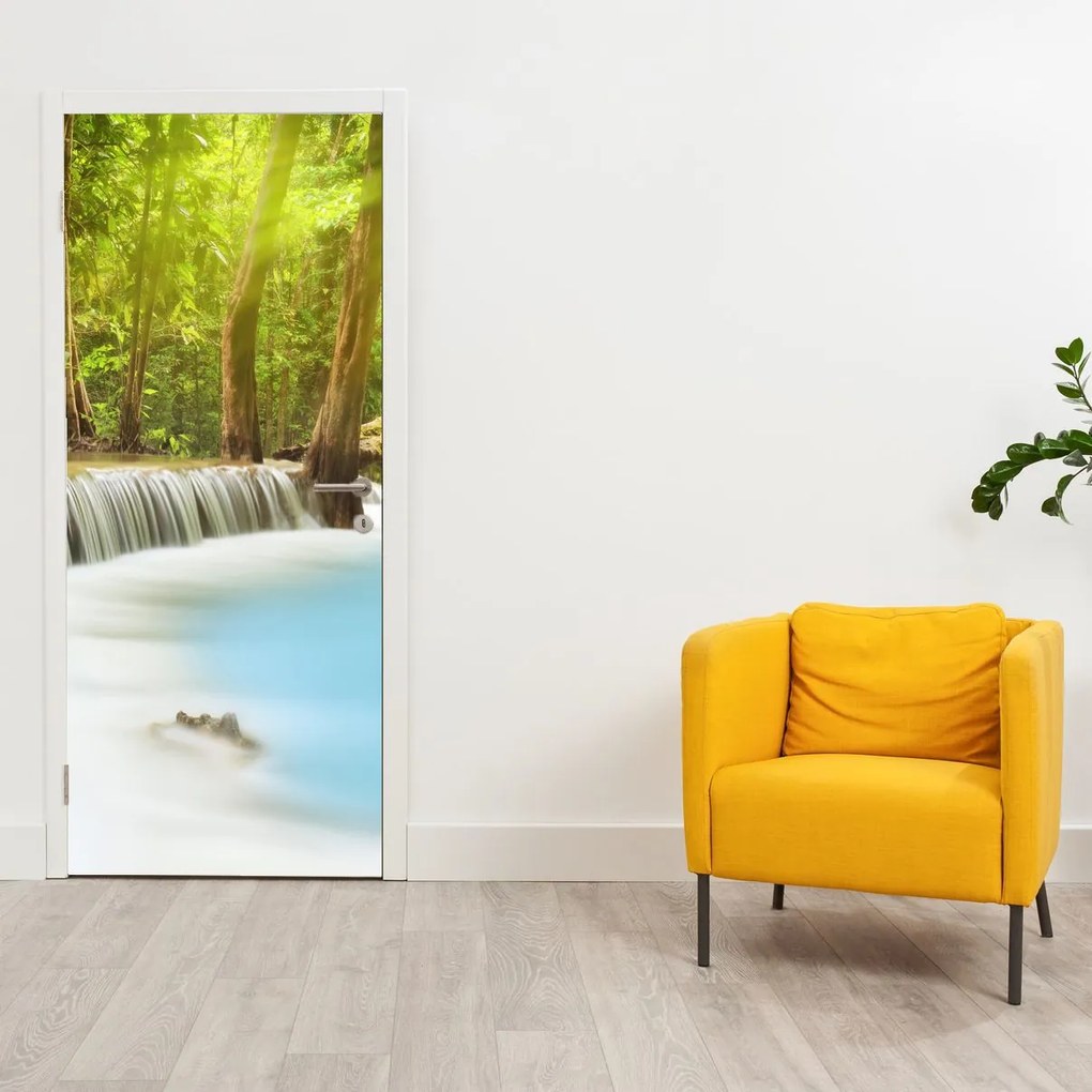 Fototapet pentru ușă - Huai Mae Kamin, cascade în pădure (95x205cm)