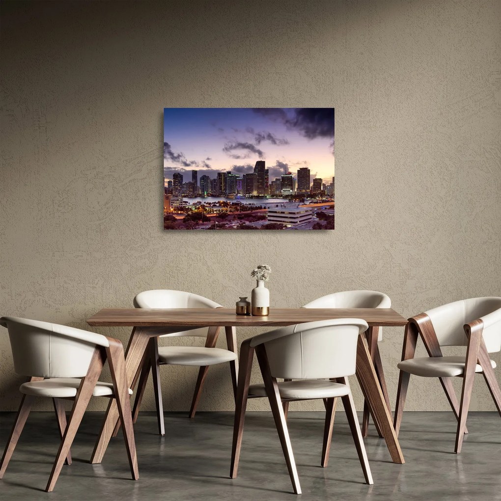 Tablou pe sticlă cu - metropolă cu zgârăie nori (70x50 cm)