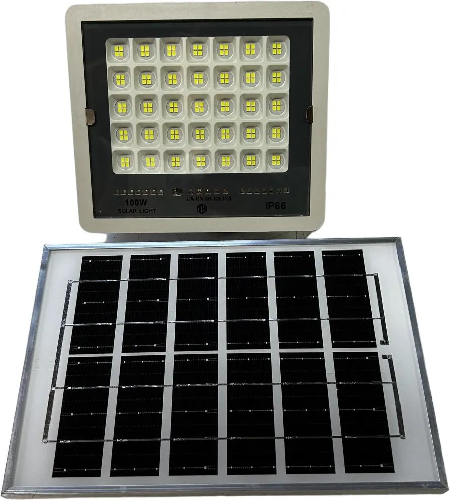 Proiector Solar 100w IP 66 cu panou solar